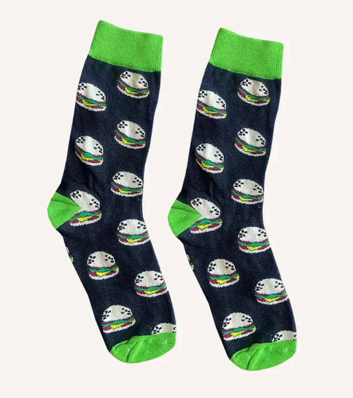 Descubre nuestras calcetas de comodidad máxima, diseñadas para brindarte una sensación de suavidad y confort en cada paso.