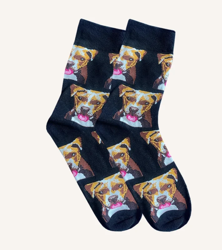 Descubre nuestras calcetas de comodidad máxima, diseñadas para brindarte una sensación de suavidad y confort en cada paso.