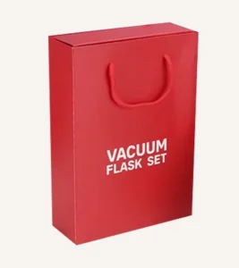 Este Set de Termo de 500 ml con 3 tazas plásticas incluidas es el compañero ideal para los amantes de las bebidas frías o calientes en cualquier lugar.